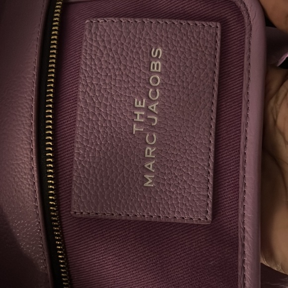 Lavender Marc Jacobs Medium Tote Bag 100% Authentic Like New - Picture 4 of 4